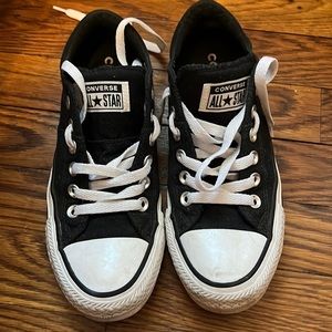 Black converse size 7